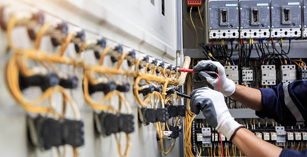 Professional Electrician technician working in Woodcreek, TX